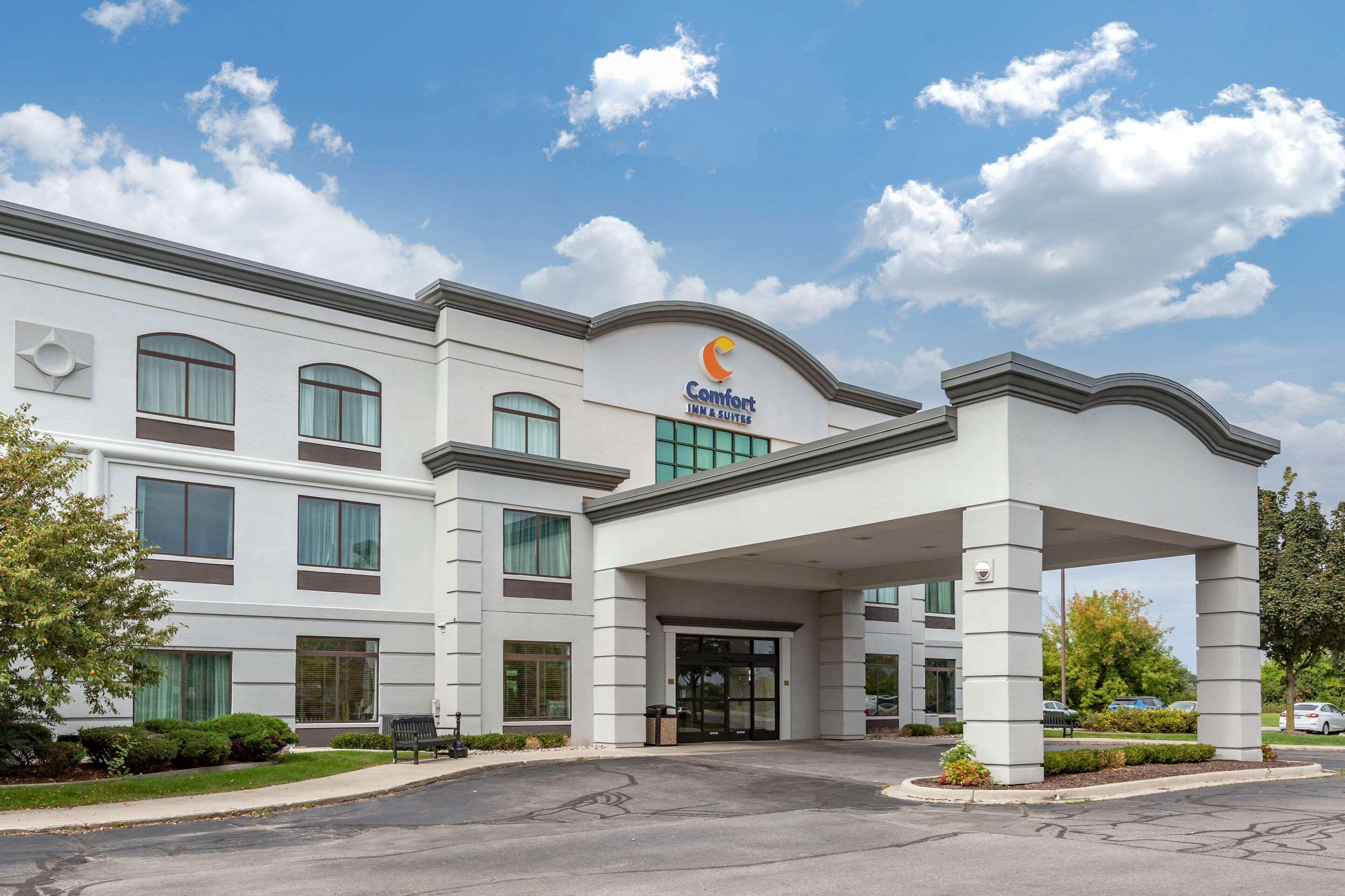 Comfort Inn & Suites Grand Blanc-Flint Exteriör bild